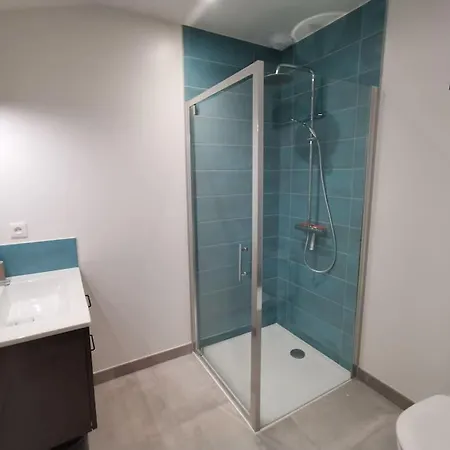 Apartament Logement Calme Et Charmant
