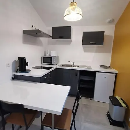 Apartament Logement Calme Et Charmant